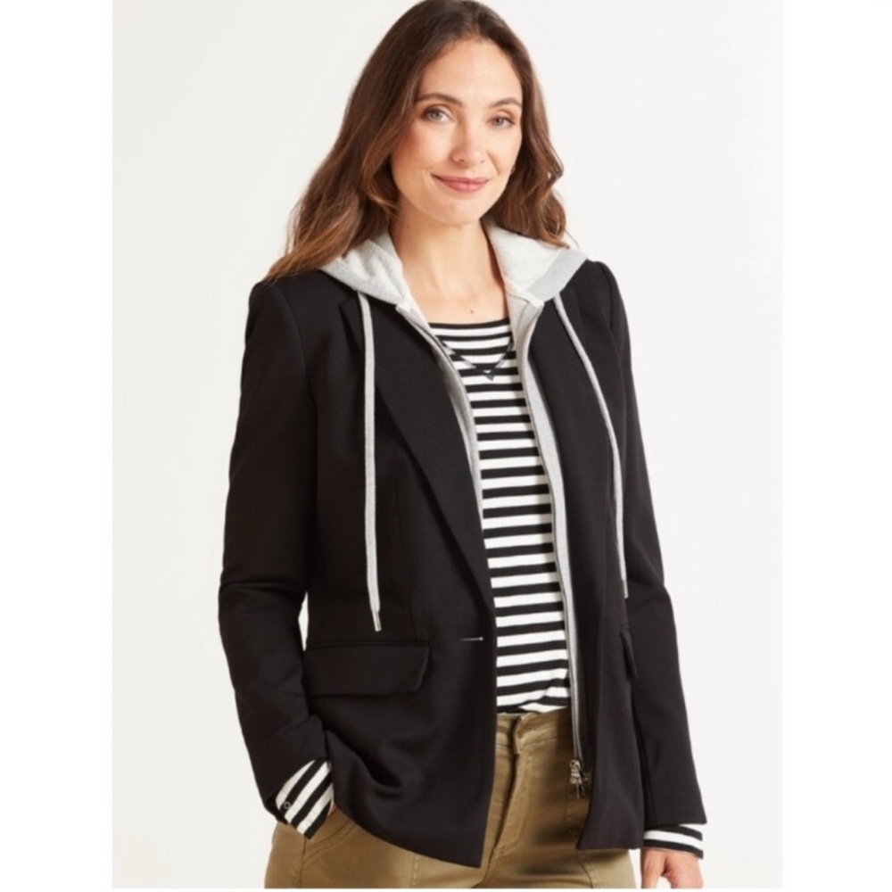 EVEREVE • France Avenue Hooded Blazer